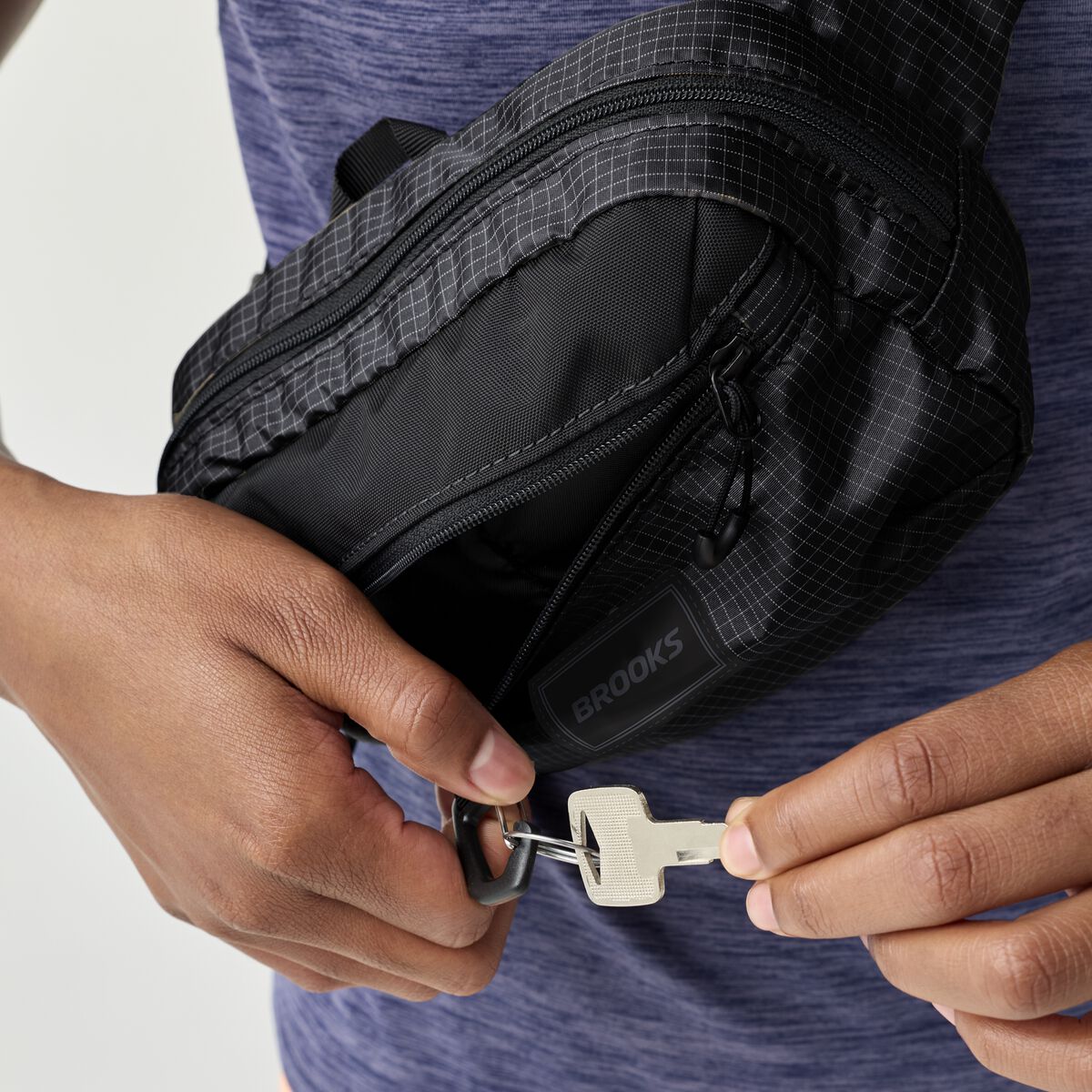 Stride Belt Bag - Image 3